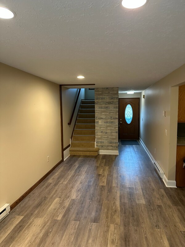 Foto del edificio - 6308 Forest Park Dr