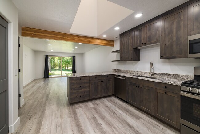 Foto del edificio - 329 E Pueblo Ct