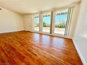 Building Photo - 2300 Santa Clara Dr
