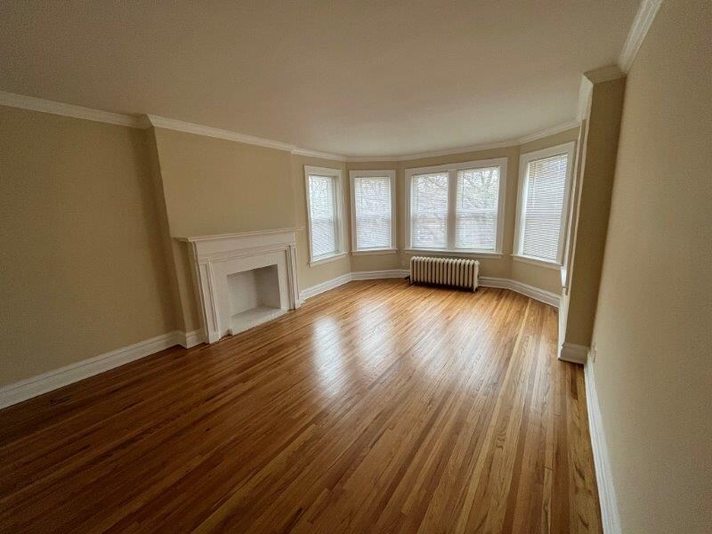 Primary Photo - 2221 W Arthur Ave