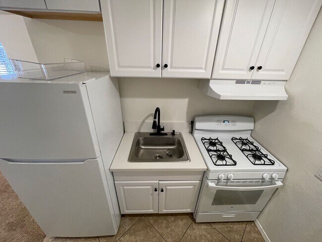 Foto del edificio - 982 Woodland Dr