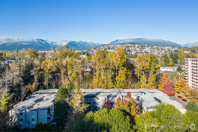 Building Photo - Woodway Place