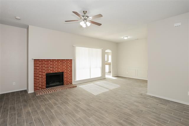 Building Photo - 601 Creekview Dr
