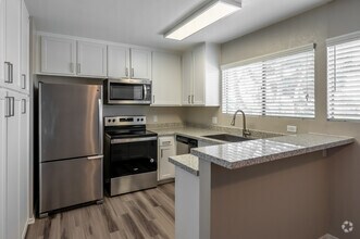 1BR, 1BA - 760SF - Corte Bella