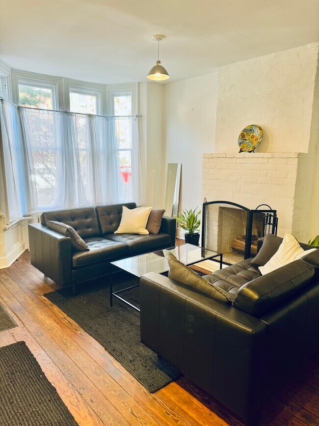 Foto del edificio - 1418 T St NW