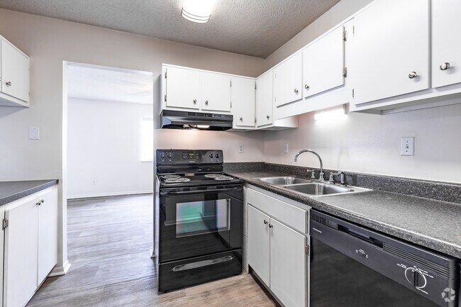 2BR, 2BA - 1,117SF - Sailpoint Bay Apartments