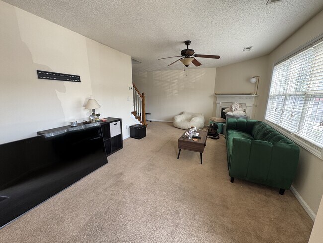 Foto del edificio - 1216-12X6 Cross Creek Cir