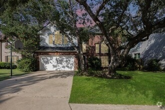 Building Photo - 2414 Mockingbird Dr