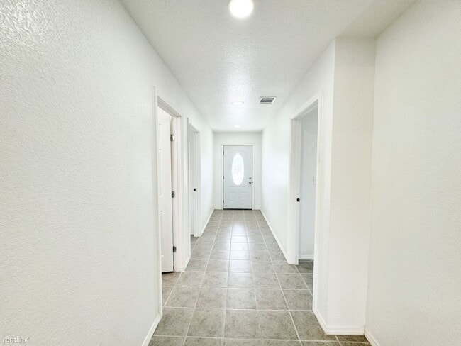 Foto del edificio - 5 br, 3 bath House - 440 Road 51021