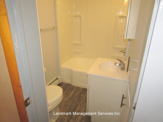 Foto del edificio - 940 Woodlawn St