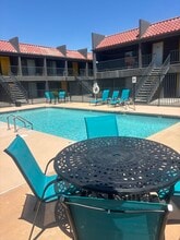 Building Photo - Las Brisas Building Photo - Las Brisas