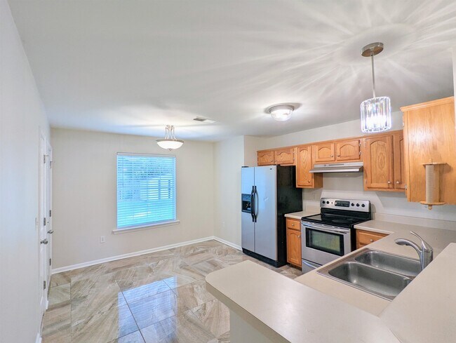 Foto del edificio - 6498 Glastonburg Ln