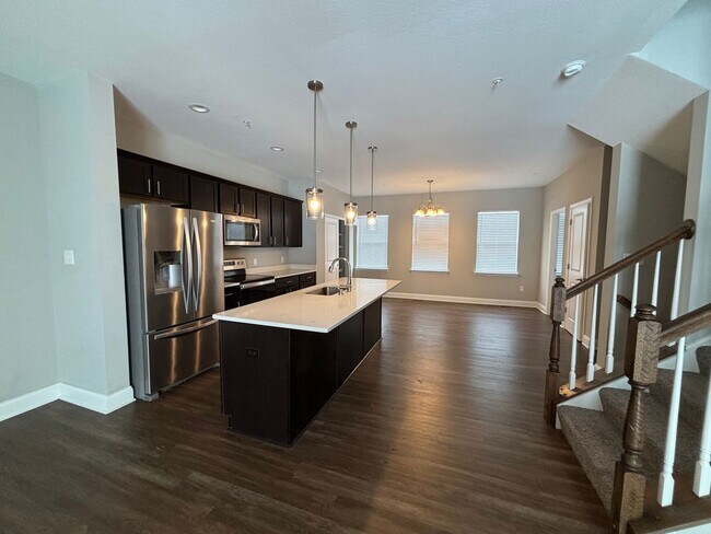 Foto del edificio - Beautiful Townhome in Washington! - 2 Bedroom