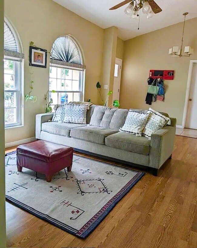 Foto del edificio - 10936 Dearden Cir
