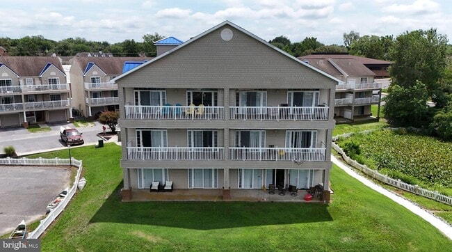 Building Photo - 706 Williams Lndg