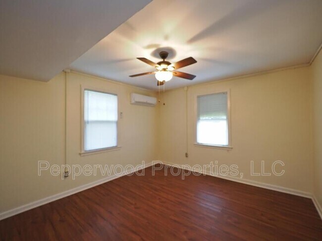 Foto del edificio - 334 W Hampton Ave