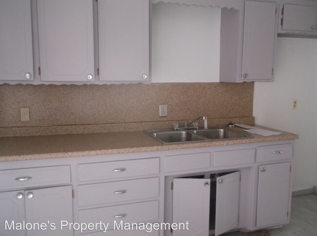 Foto del edificio - 3 br, 1 bath House - 1712 Melody Dr