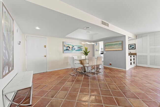Building Photo - 3610 S Ocean Blvd