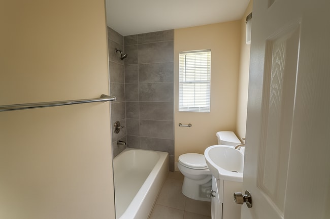 Building Photo - NEWLY RENOVATED 2 BEDROOM, 1 BATH HOME – 1-CAR GARAGE & ALL UTILITIES INCLUDED!