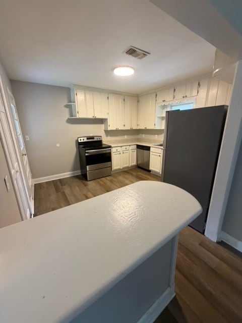 Building Photo - 3539 Honeysuckle Rd