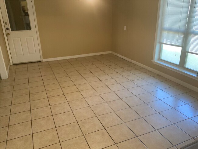 Foto del edificio - 4906 Monteith Dr