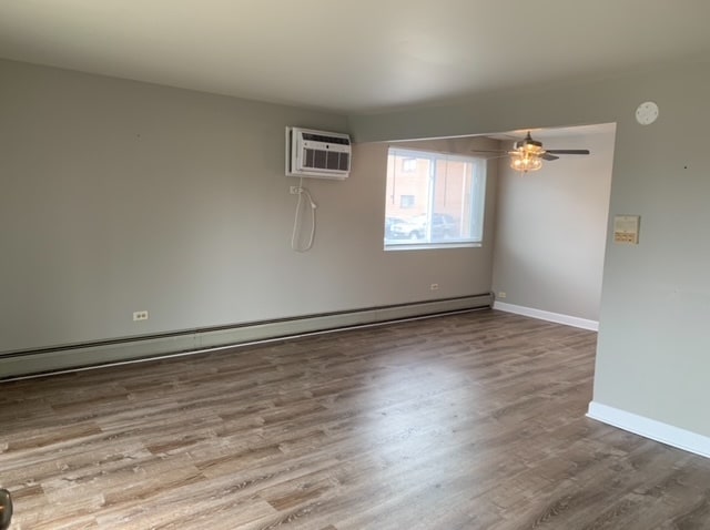 Building Photo - 7913 S 83rd Ave