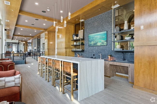 Interior Photo - The Freestone