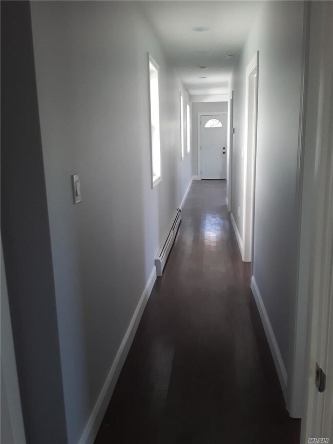 Foto del edificio - 441 Beach 43rd St