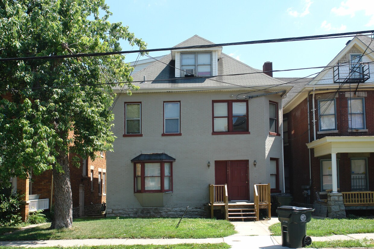 Foto del edificio - 207 E Maxwell St