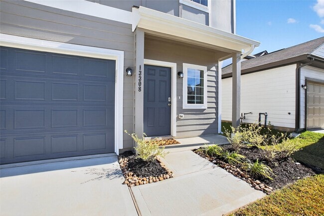 Building Photo - 13308 Burbot Dr