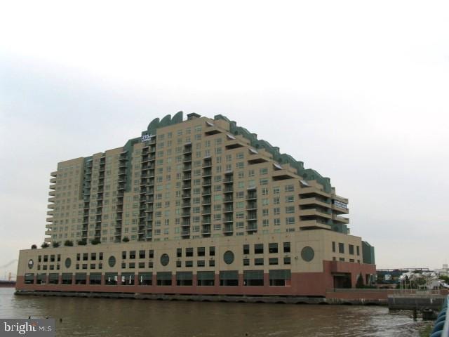 Primary Photo - 1215 S Christopher Columbus Blvd