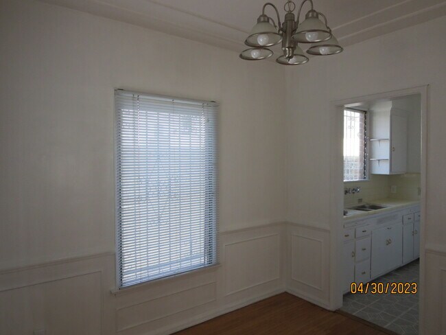 Foto del edificio - 5640 W 6th St