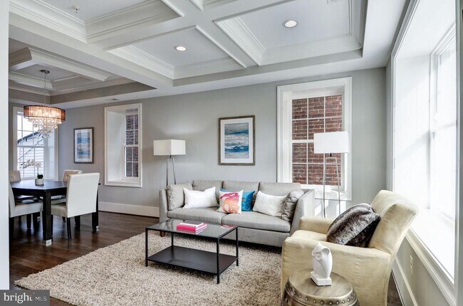 Foto del edificio - 3910 8th St NW