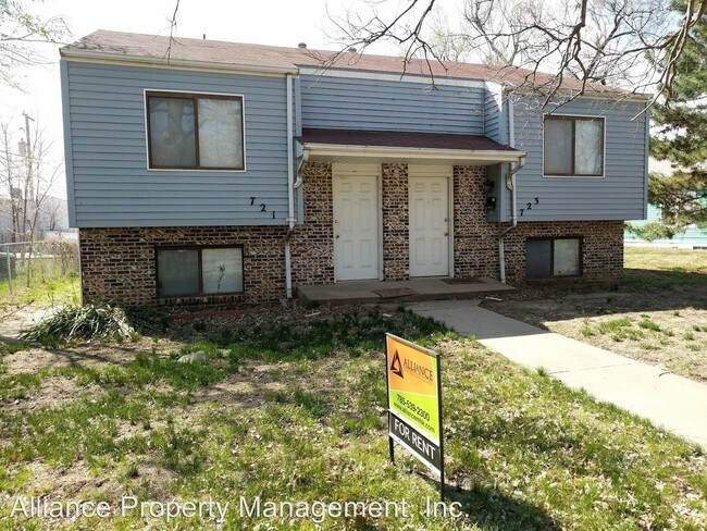 Building Photo - 721 Yuma St