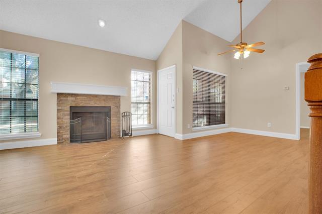 Foto del edificio - 449 Harris St