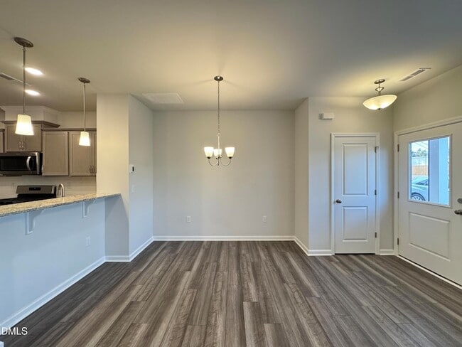 Building Photo - 443 Parker Sta Ave