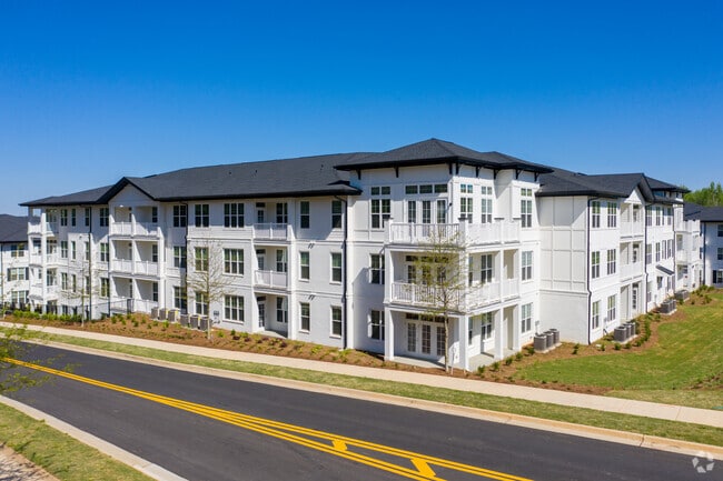 Photo - The Quincy Apartments