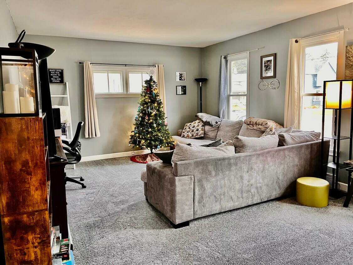 Foto principal - 413 W 12th Ave