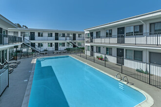 Avaz Pacific Beach Apartment Homes photo'