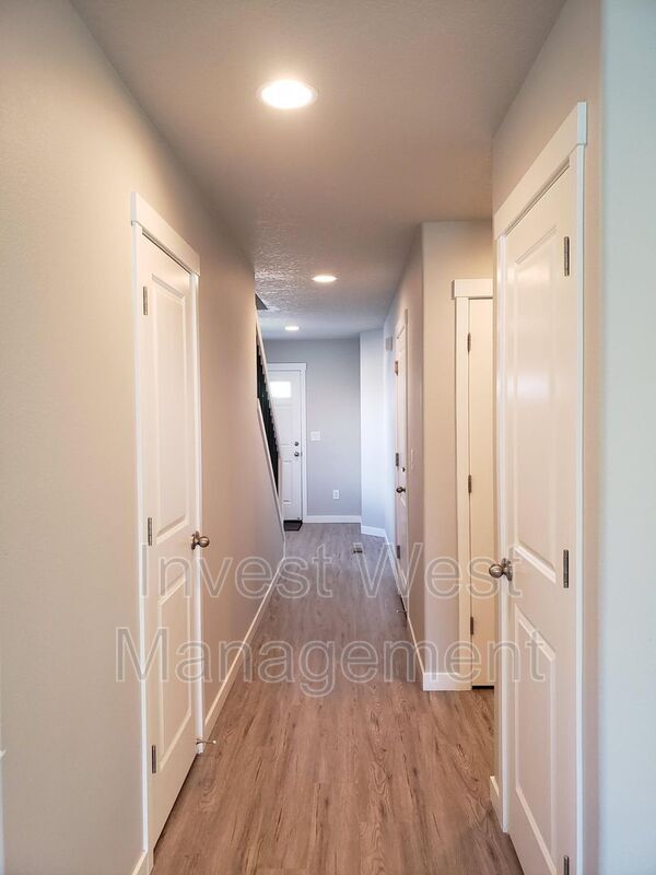 Foto del edificio - 7416 NE 136th Ave