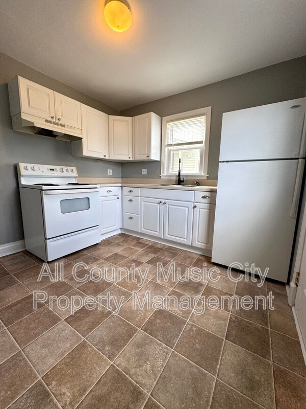 Foto del edificio - 1613 Litton Ave