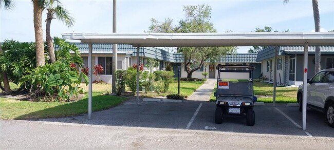 Foto del edificio - 1811 Bedford Ln