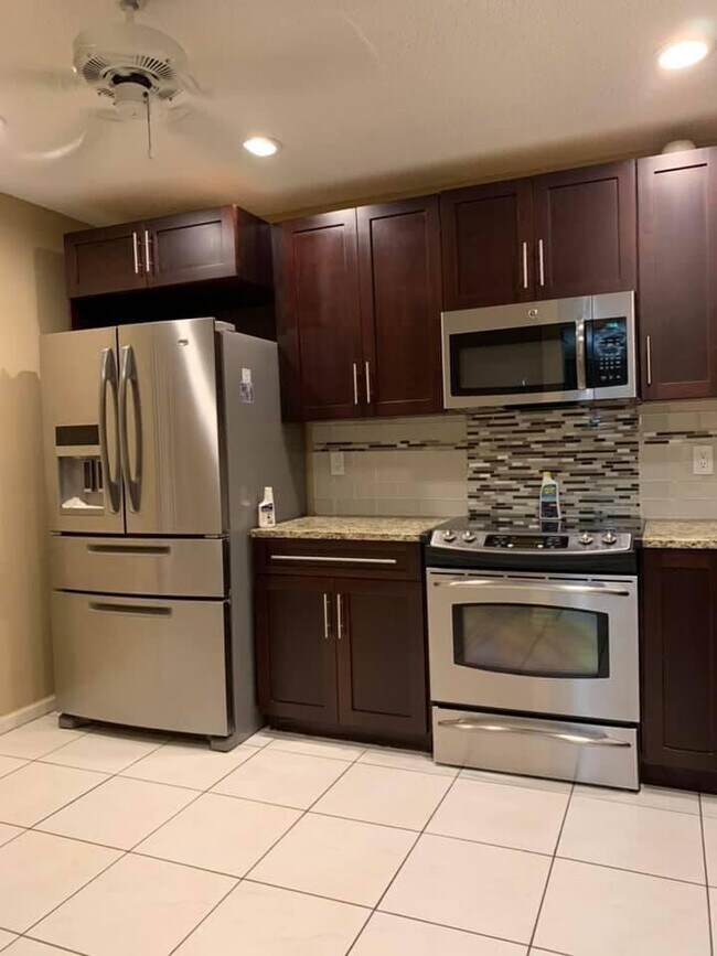 Foto del edificio - 9292 Sable Ridge Cir