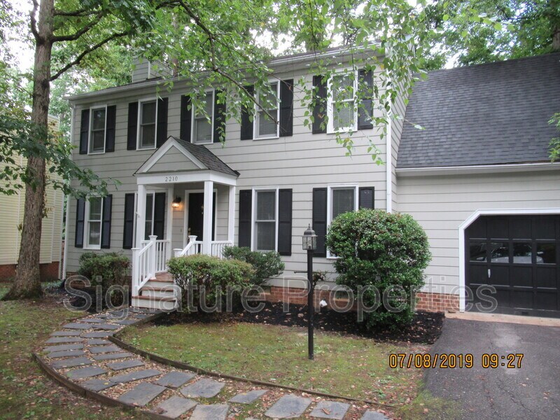 Primary Photo - 2210 Turtle Hill Ln