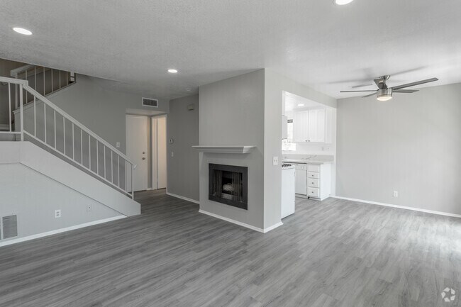 3HAB, 2,5BA - 1181 ft² - Charlmont Village Apartments