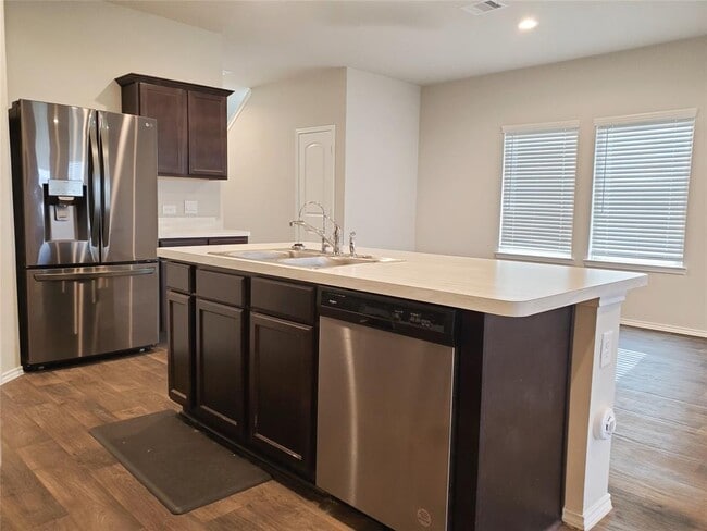 Building Photo - 2403 Heeney Pk Ln