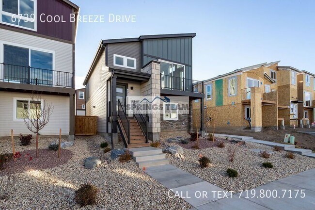 Foto del edificio - 6739 Cool Breeze Dr