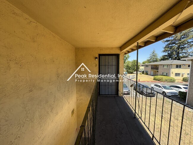 Photo - Ashcroft4536 Apartment