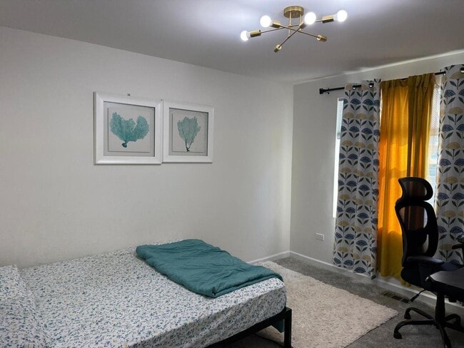 Building Photo - 3120 Semple Wy