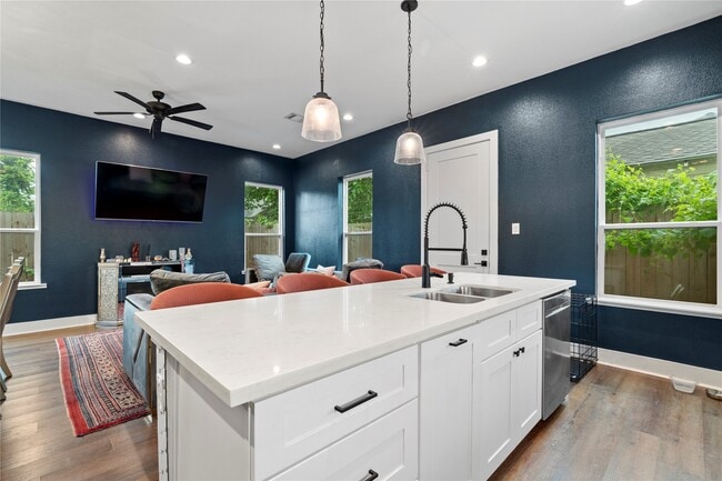 Building Photo - 1222 Mcneil St